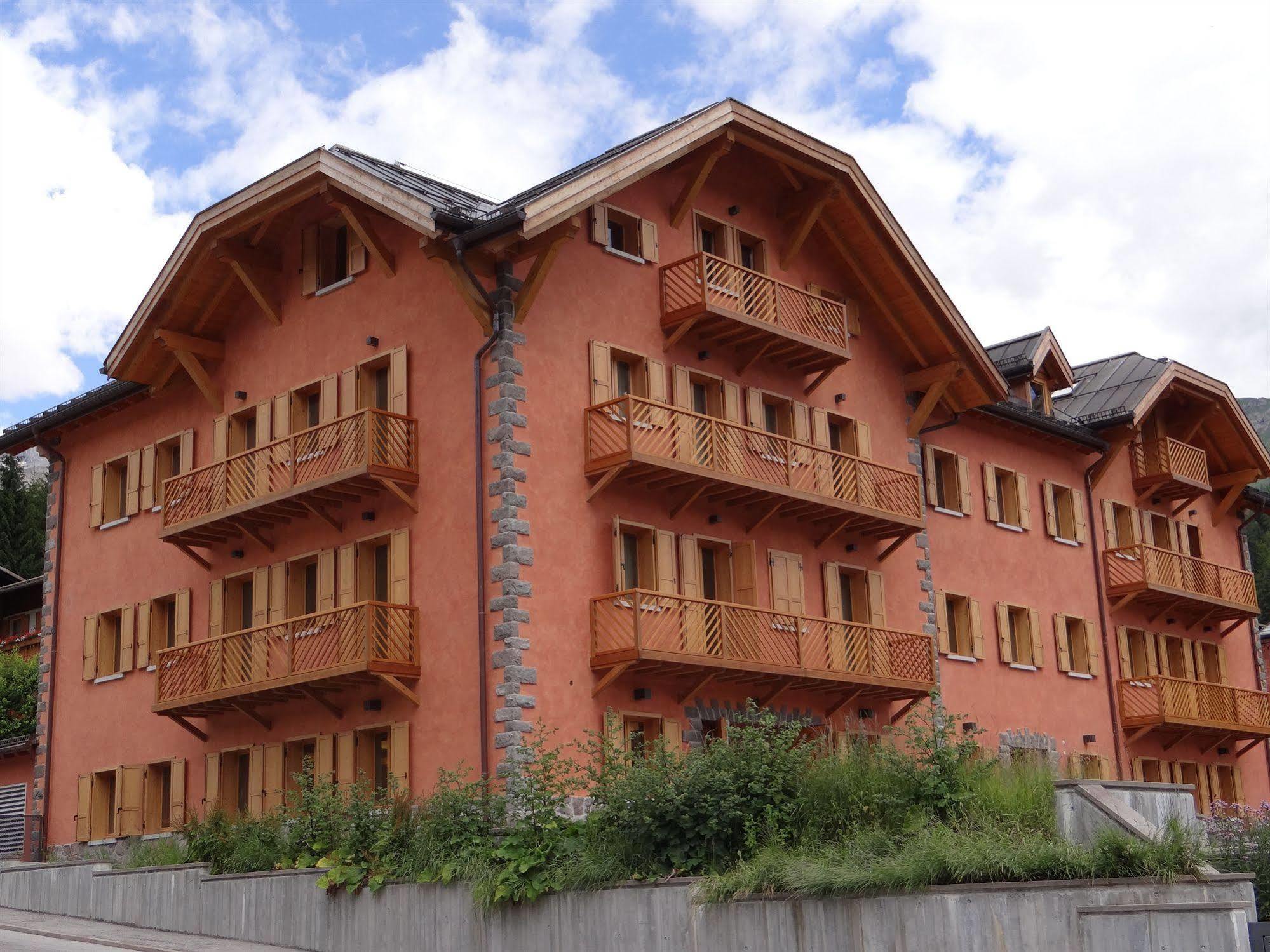 Hotel Lumen à Falcade Extérieur photo