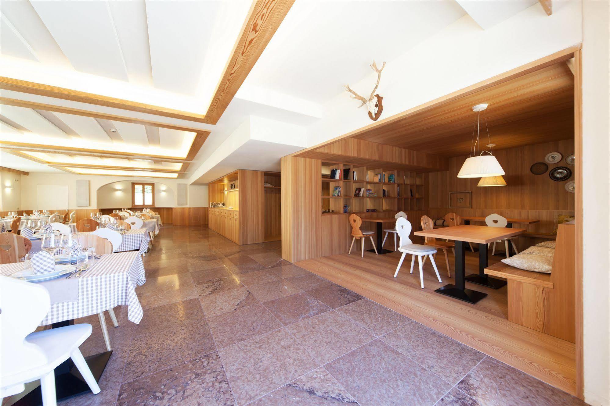 Hotel Lumen à Falcade Extérieur photo