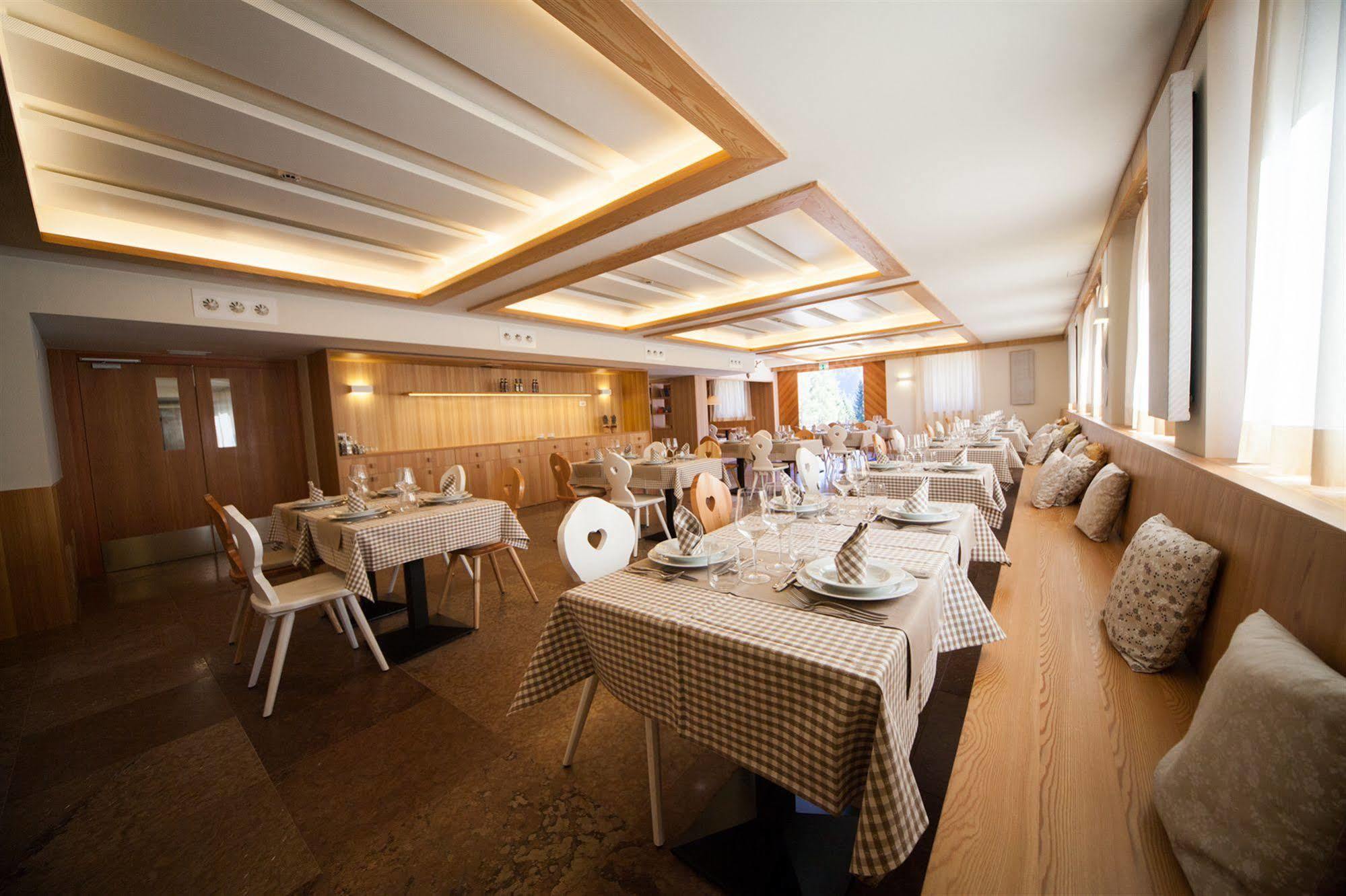 Hotel Lumen à Falcade Extérieur photo