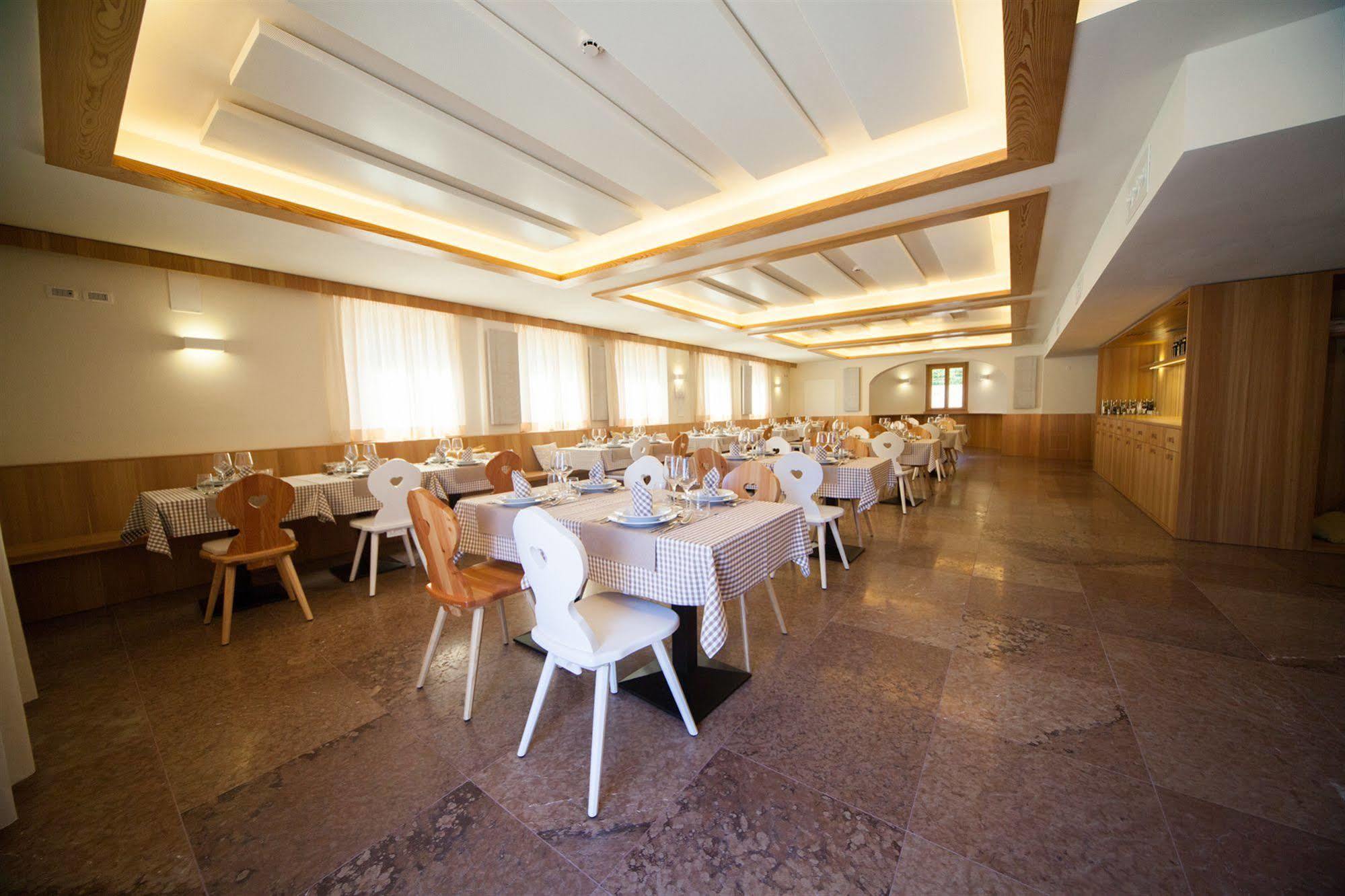 Hotel Lumen à Falcade Extérieur photo