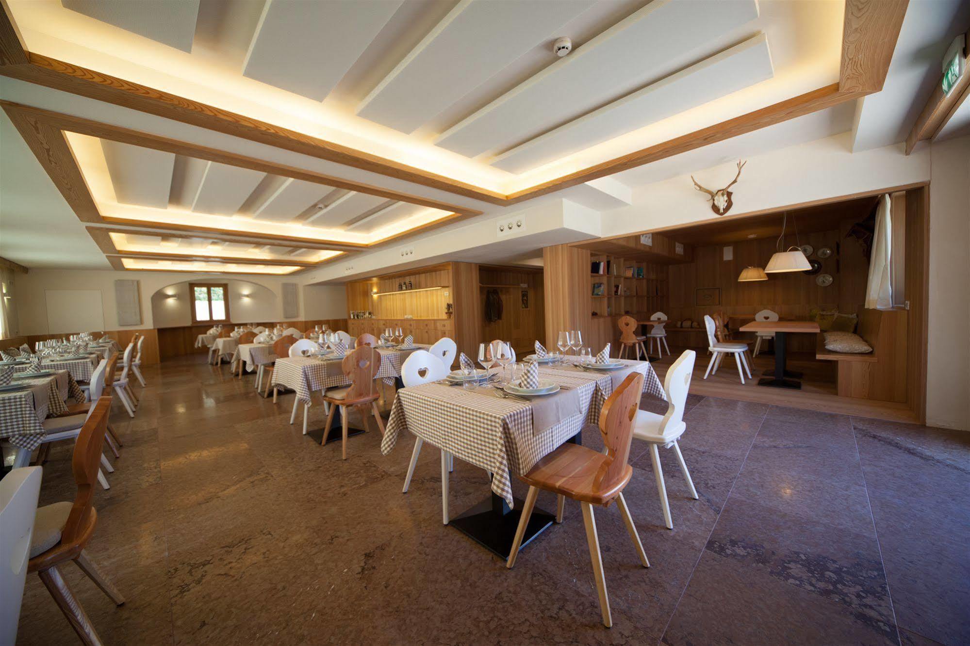 Hotel Lumen à Falcade Extérieur photo