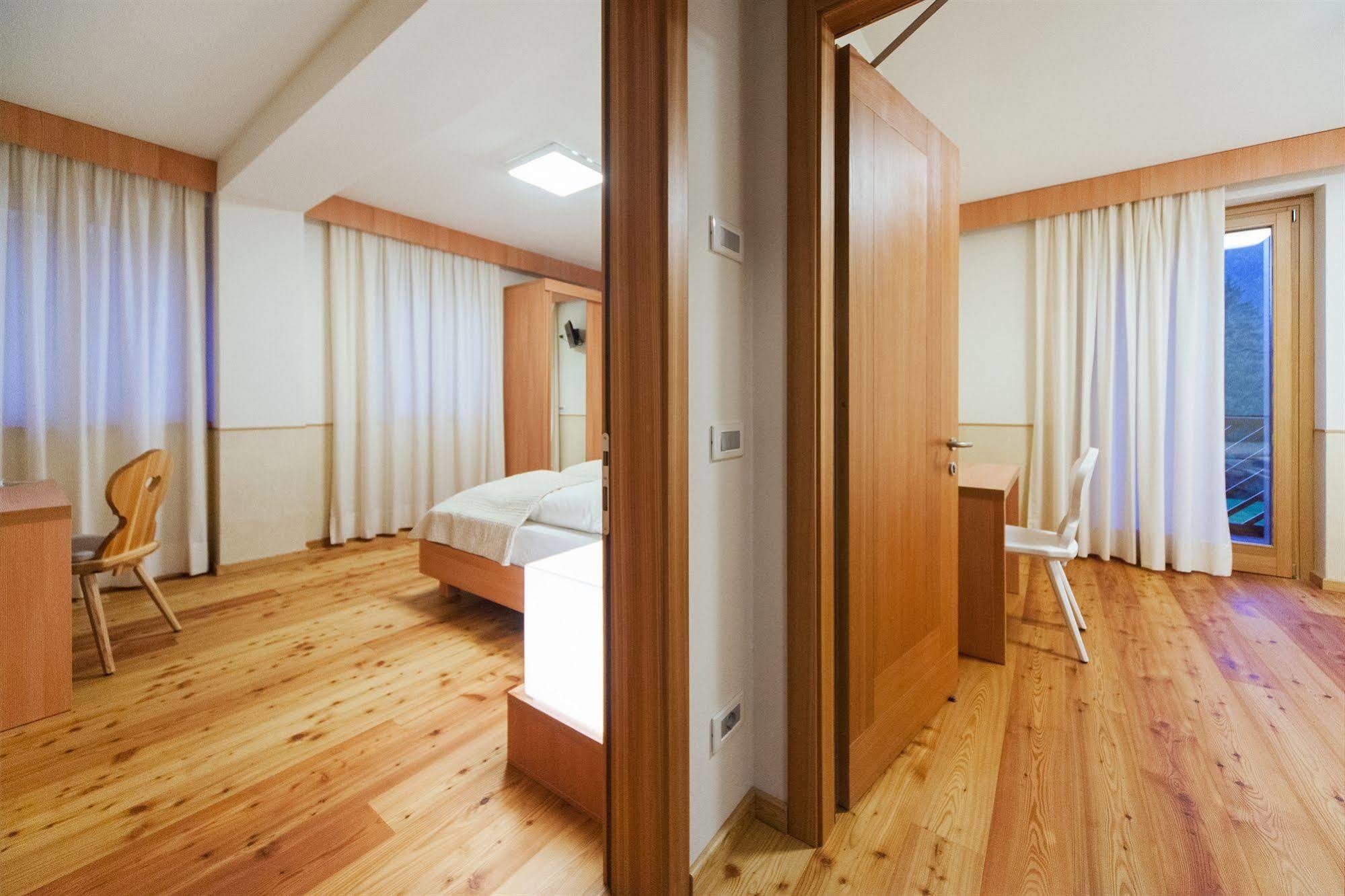 Hotel Lumen à Falcade Extérieur photo